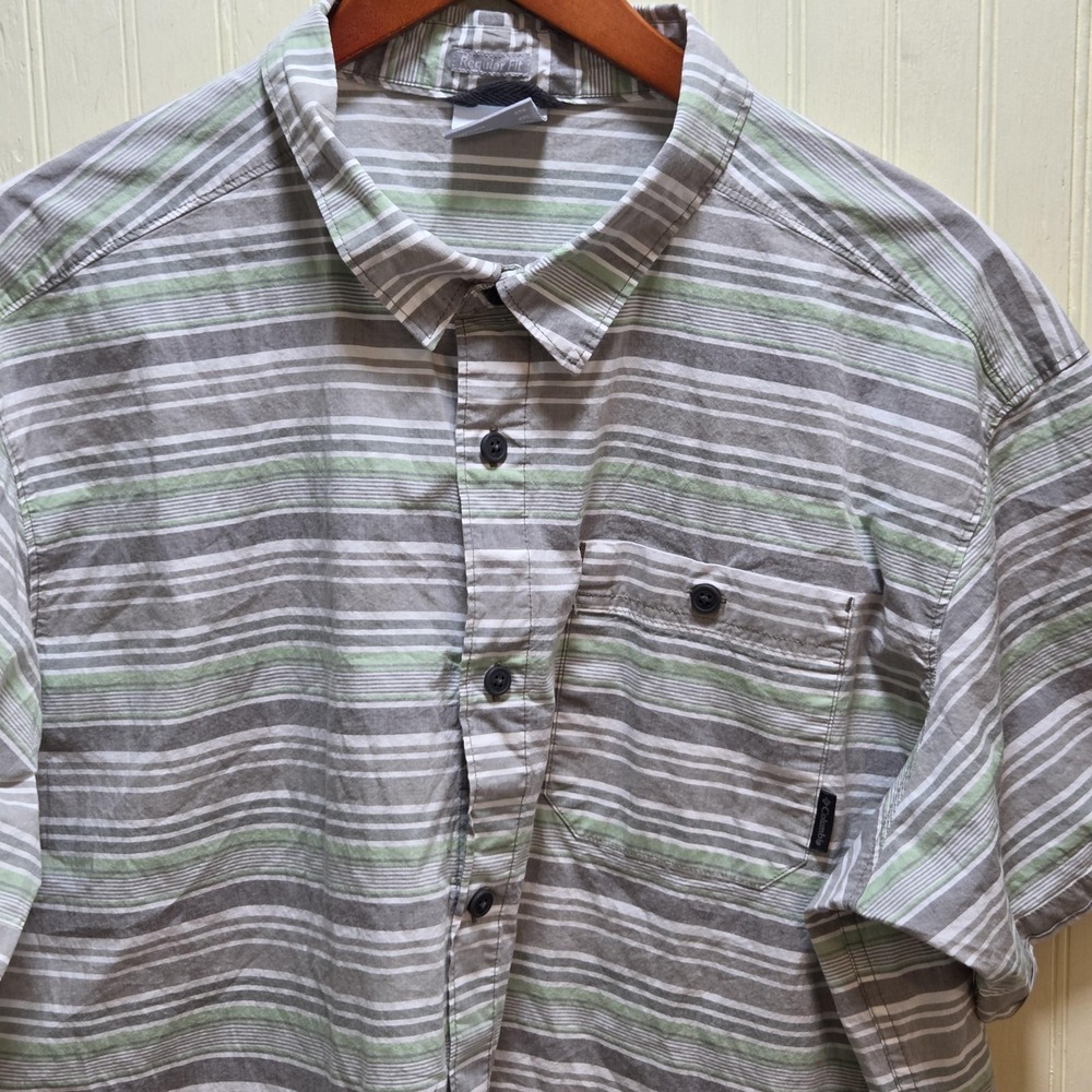 Columbia Shirt Mens 2XL Gray Stripe Short Sleeve Button Front Stretch Casual